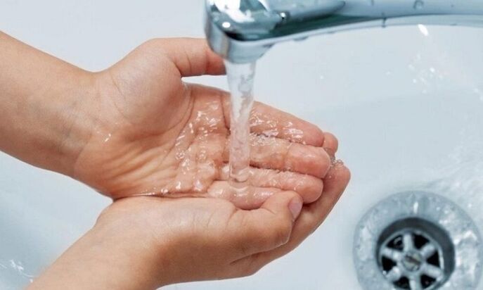 wash your hands to prevent parasitic infections